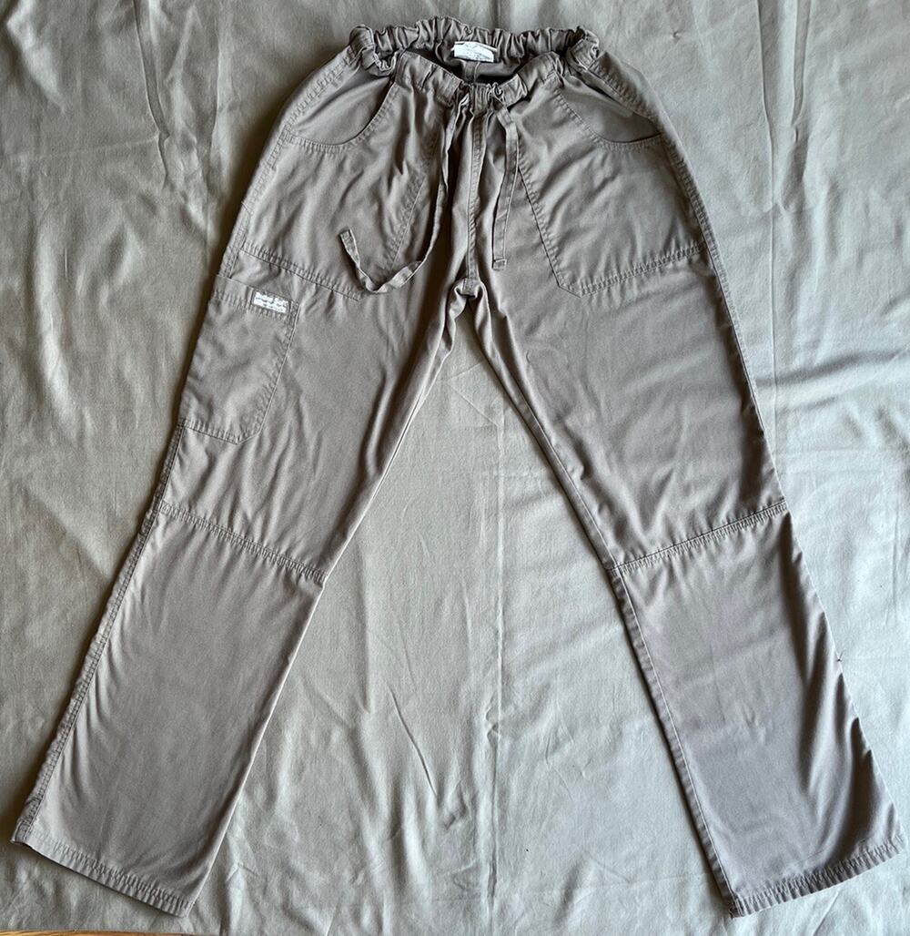 Butter Soft UA Scrub Pants Womens Small Taupe Cargo 6 Pocket Drawstring UA32C